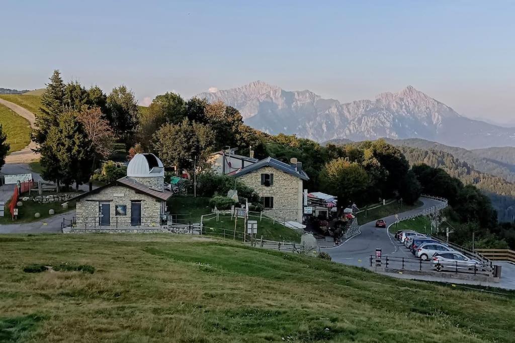 The River Nest Lasnigo Экстерьер фото